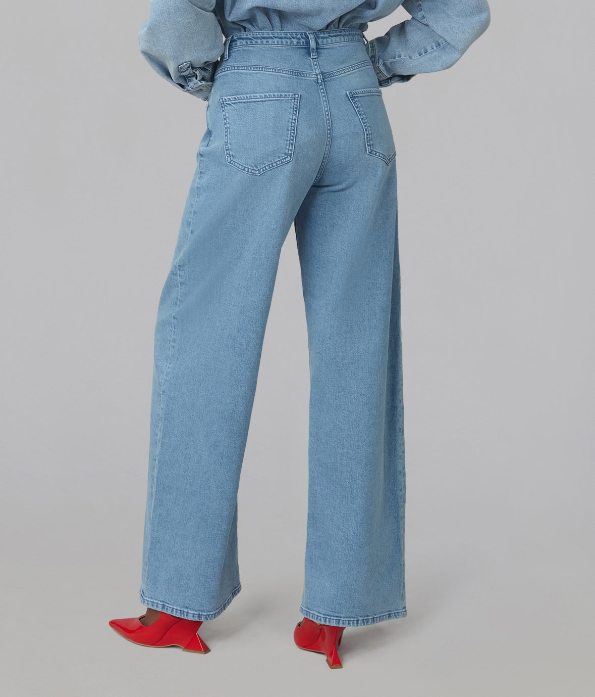 REMY-DW Mid Rise Wide Leg Trouser