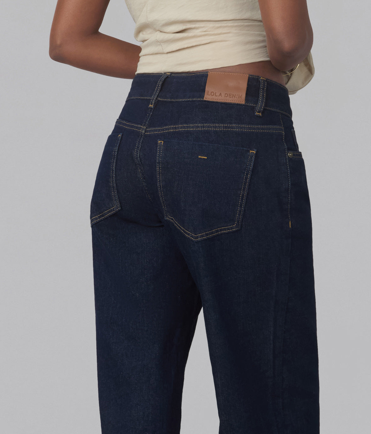 MIRO-DRW Mid Rise Comfort Straight Jeans
