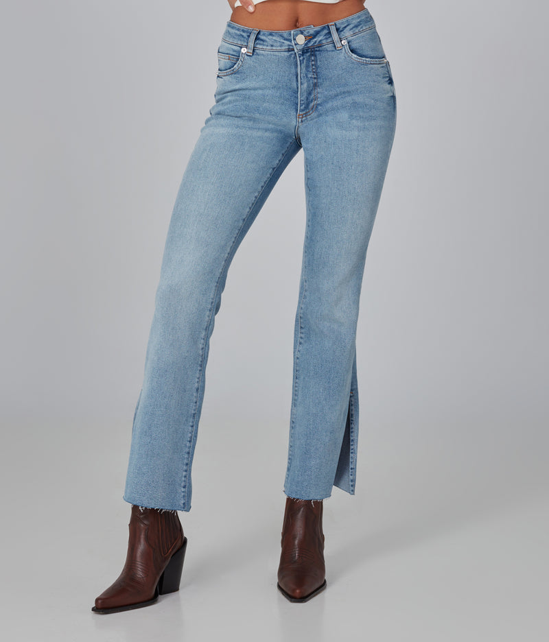 BILLIE-DS High Rise Bootcut Jeans