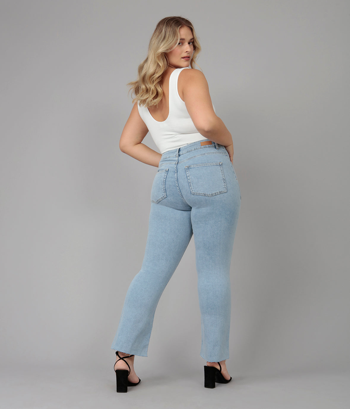 BILLIE-TD High Rise Bootcut Jeans