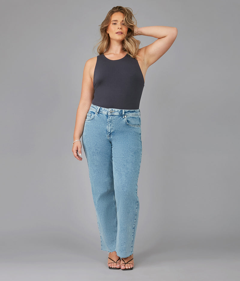 COLETTE-VIB High Rise Wide Leg Jeans