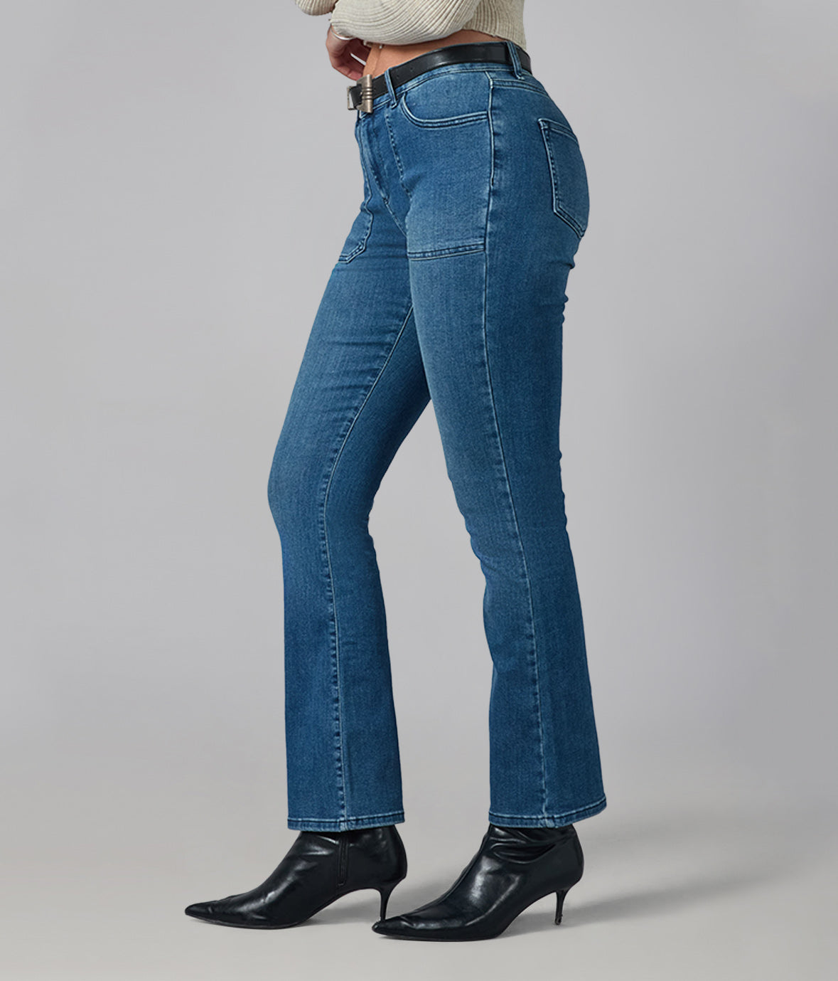 BILLIE-DIS2 High Rise Bootcut Jeans