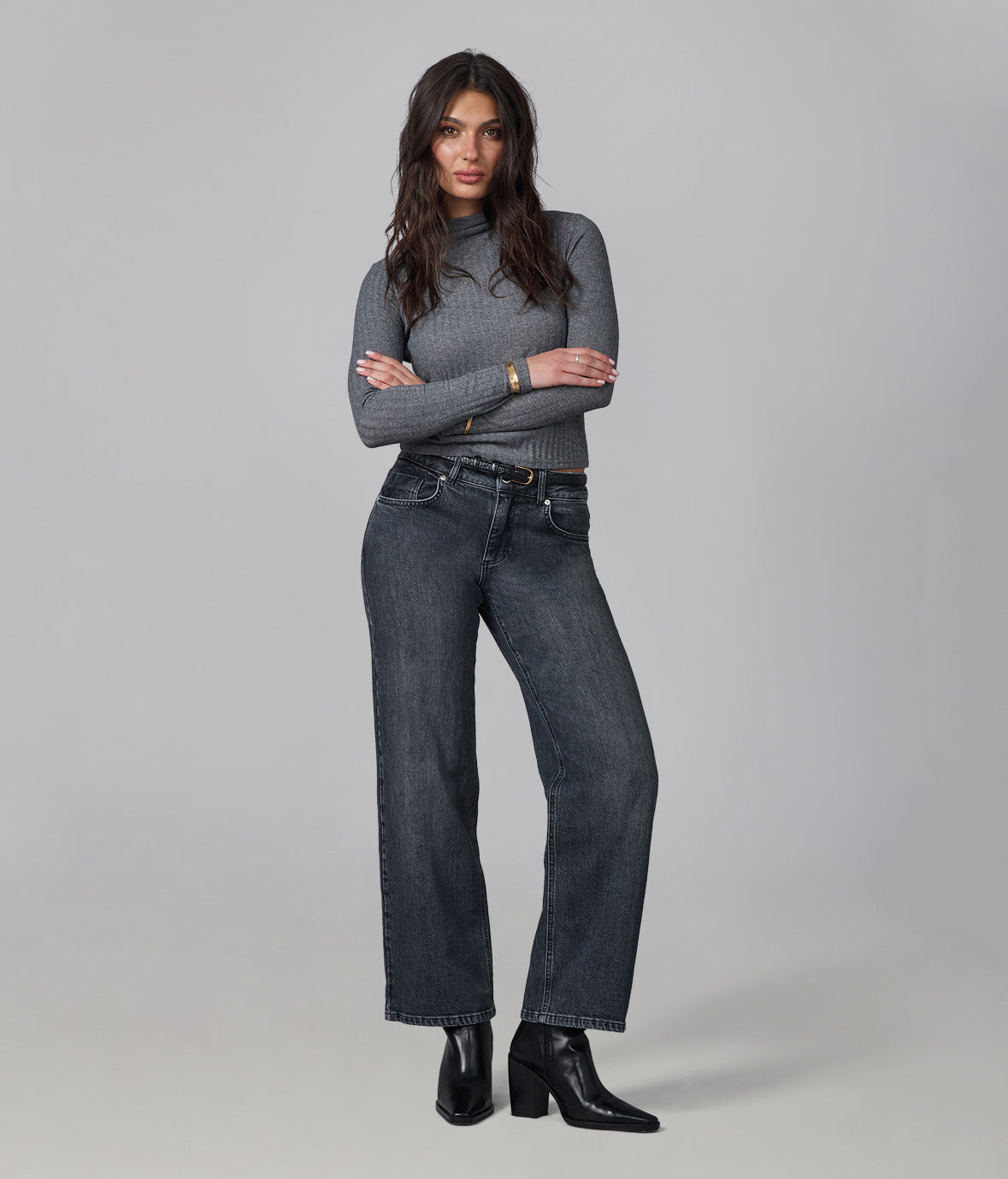 MIRO-GG Mid Rise Comfort Straight Jeans