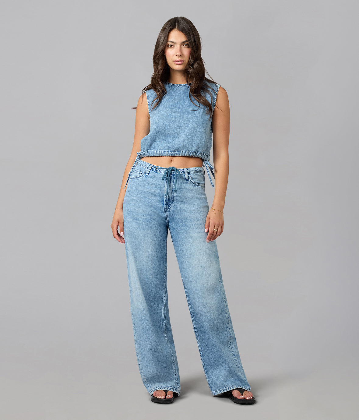REMY-DW Mid Rise Wide Leg Trouser